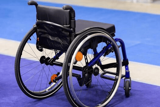 LIBRENG TULONG SA MGA PWD: WHEELCHAIR AT IBA PA